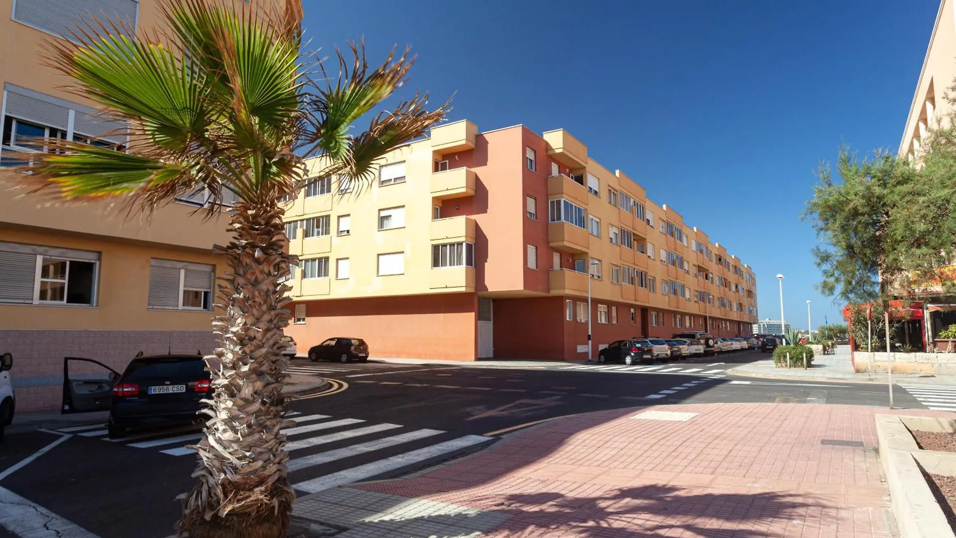 Modern Spacious 3 Bedroom Apartment Near The Beach El Medano  0*, El Medano (Tenerife) Spain
