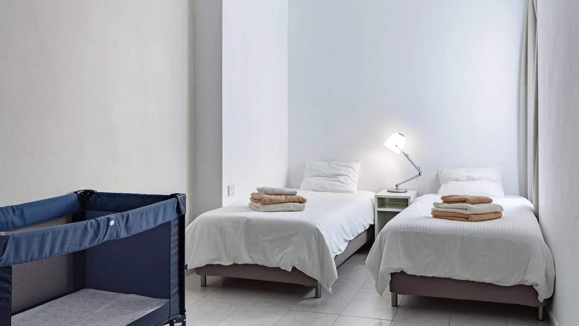 Modern Spacious 3 Bedroom Apartment Near The Beach El Medano   El Medano (Tenerife)